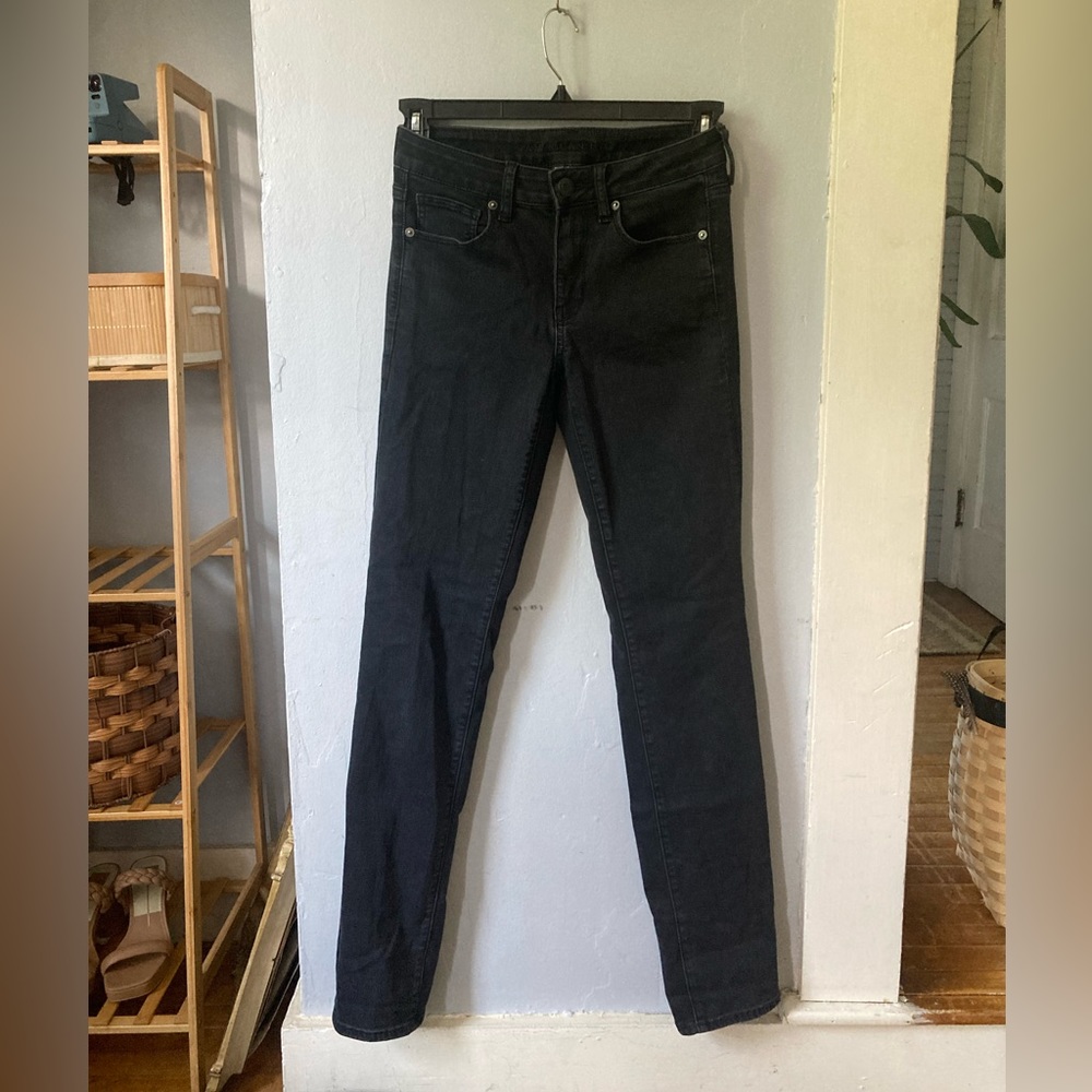 Black skinny jeans